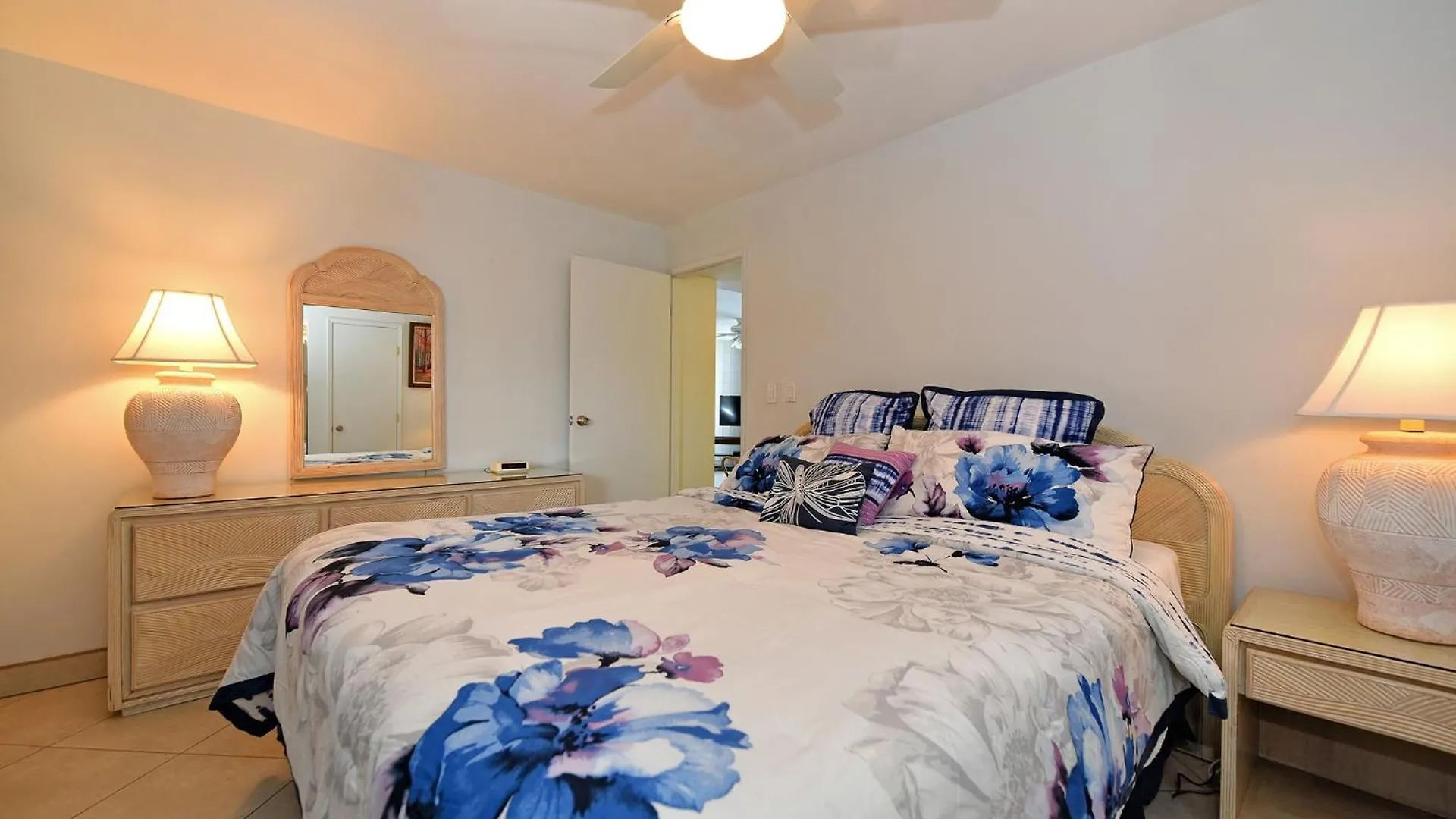 Διαμέρισμα Valley Isle 905 Kahana